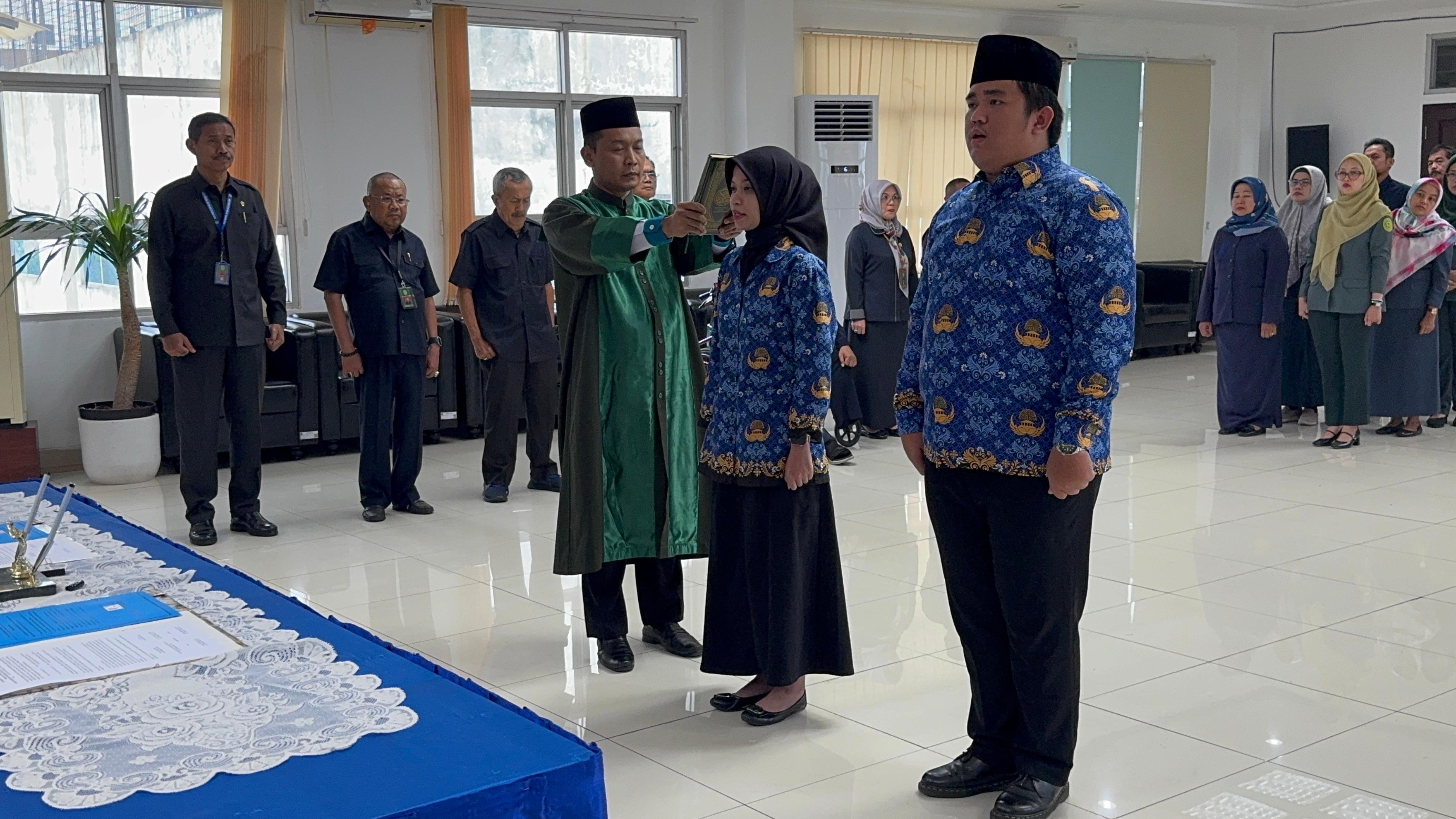 pengambilan-sumpah-p ...