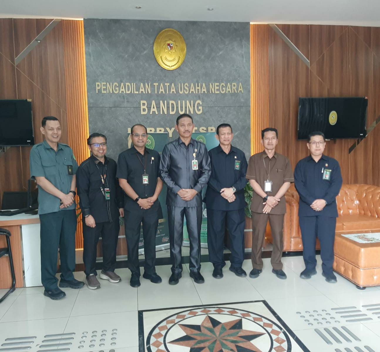 pttun-jakarta-laksan ...